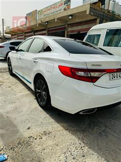 هيونداي أزيرا